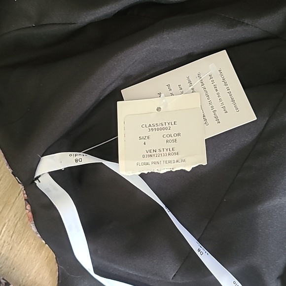 David Bridal Floral Rhinestone Dress, Nwt, Sz 4 - Picture 14 of 15